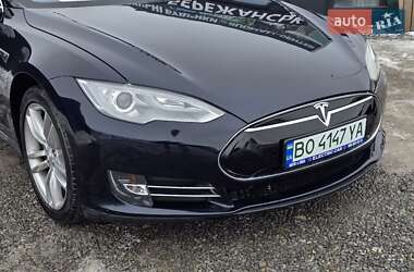 Лифтбек Tesla Model S 2014 в Тернополе