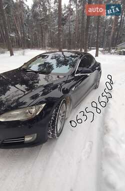 Лифтбек Tesla Model S 2013 в Житомире