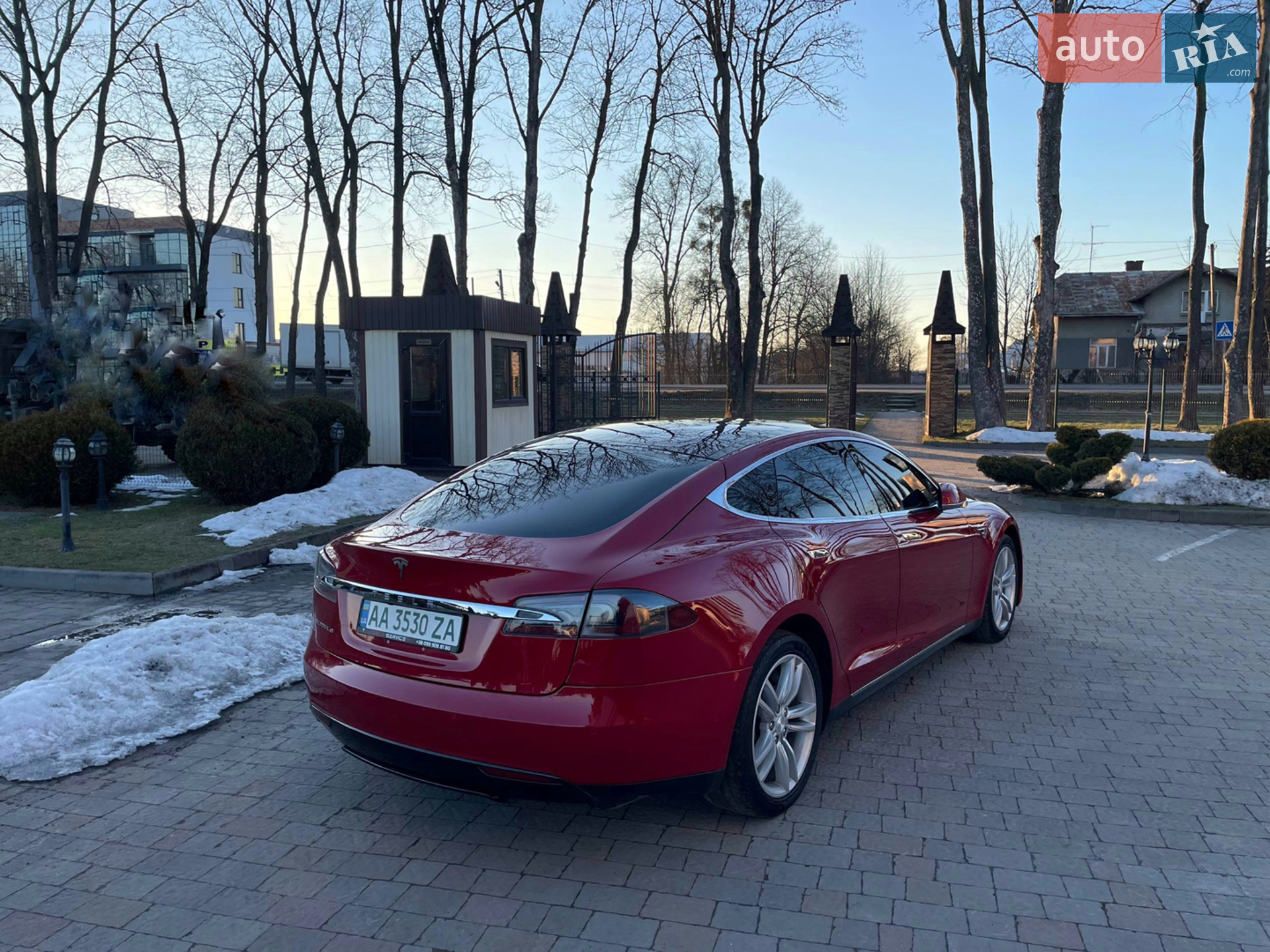2015 Tesla Model S - мініатюра 12
