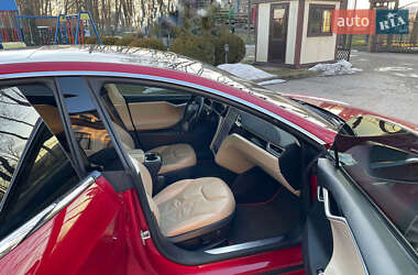 Лифтбек Tesla Model S 2015 в Стрые