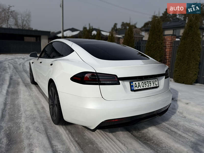 Ліфтбек Tesla Model S 2023 в Києві