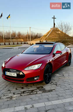 Лифтбек Tesla Model S 2014 в Львове