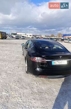 Лифтбек Tesla Model S 2013 в Львове