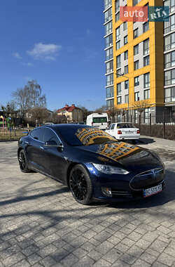 Лифтбек Tesla Model S 2013 в Львове