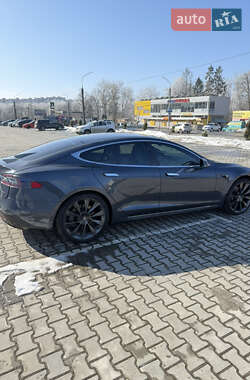 Ліфтбек Tesla Model S 2019 в Тернополі