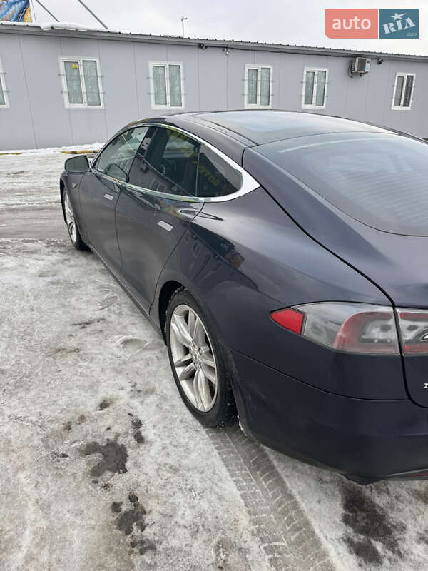 Ліфтбек Tesla Model S 2013 в Києві фото 3 Ліфтбек Tesla Model S 2013 в Києві