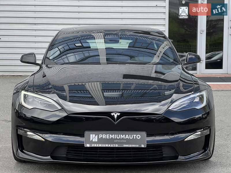 Лифтбек Tesla Model S 2023 в Киеве