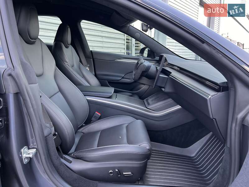 Ліфтбек Tesla Model S 2022 в Києві