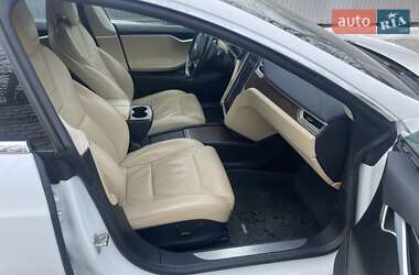 Лифтбек Tesla Model S 2017 в Киеве
