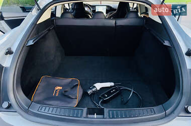 Лифтбек Tesla Model S 2013 в Киеве