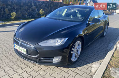 Лифтбек Tesla Model S 2015 в Луцке