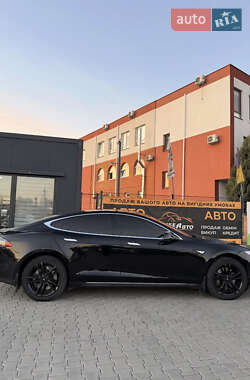 Лифтбек Tesla Model S 2014 в Виннице