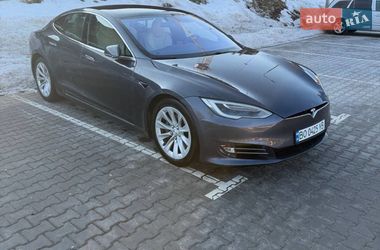 Ліфтбек Tesla Model S 2017 в Тернополі