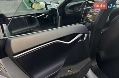 Ліфтбек Tesla Model S 2018 в Львові