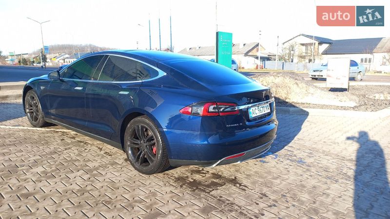 Лифтбек Tesla Model S 2013 в Нововолынске фото 10 Лифтбек Tesla Model S 2013 в Нововолынске