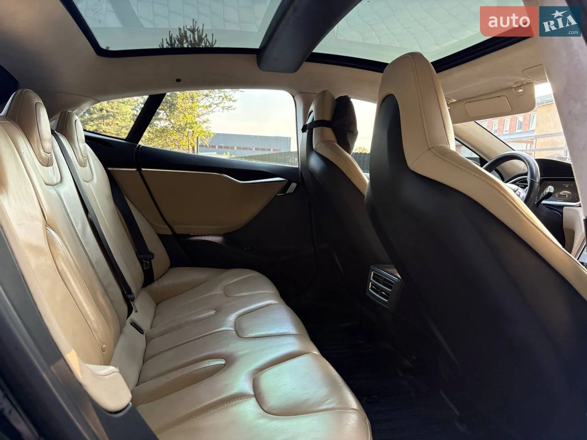 2014 Tesla Model S - мініатюра 34