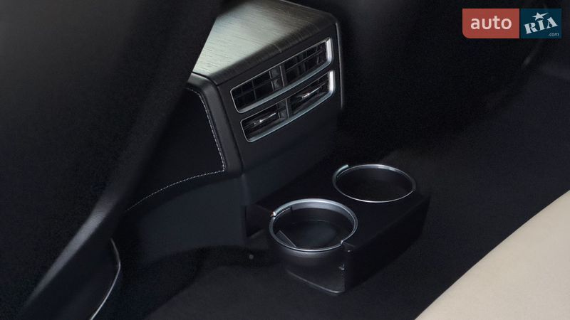 Лифтбек Tesla Model S 2014 в Ивано-Франковске