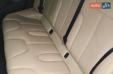 Лифтбек Tesla Model S 2016 в Киеве