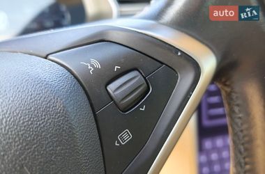 Лифтбек Tesla Model S 2014 в Львове