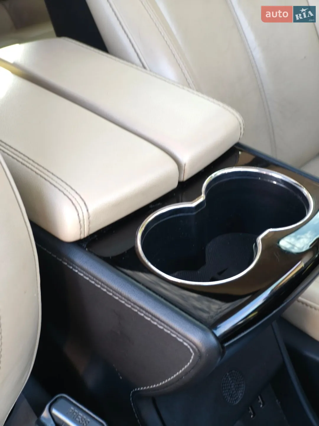 2014 Tesla Model S - мініатюра 15