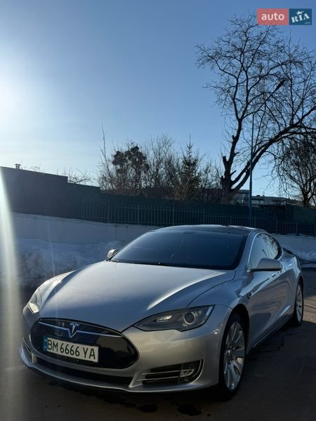 Лифтбек Tesla Model S 2013 в Сумах фото 7 Лифтбек Tesla Model S 2013 в Сумах