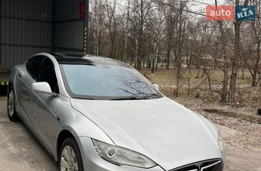 Лифтбек Tesla Model S 2013 в Сумах фото 28 Лифтбек Tesla Model S 2013 в Сумах