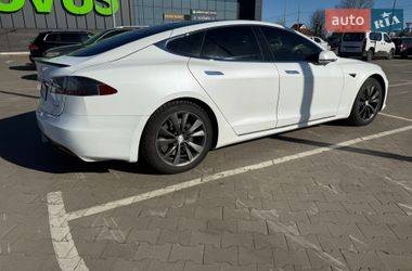 Лифтбек Tesla Model S 2017 в Киеве