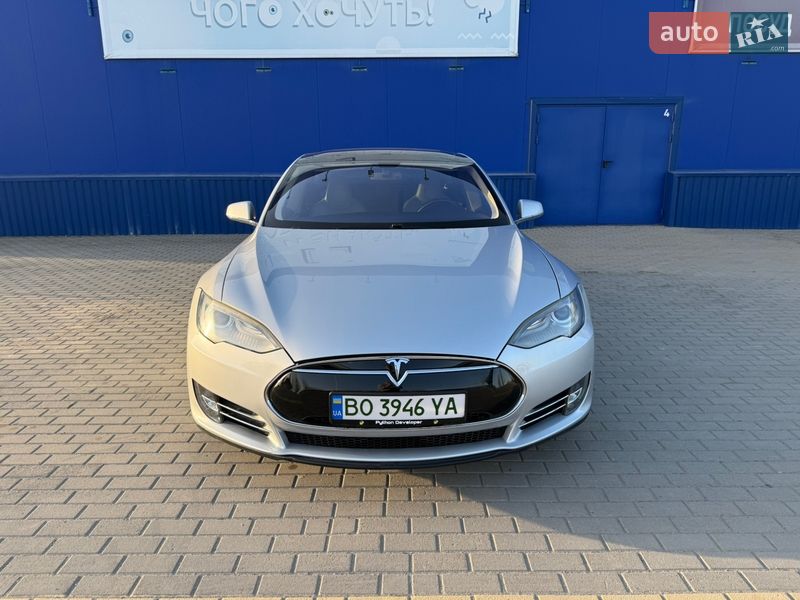 Ліфтбек Tesla Model S 2013 в Тернополі