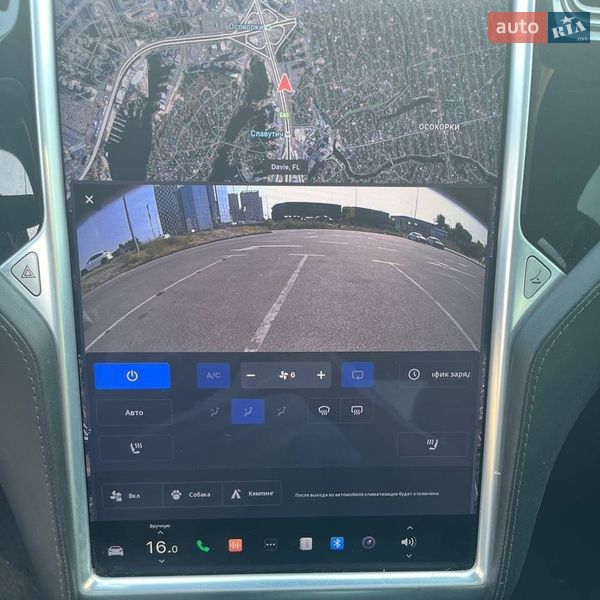 Лифтбек Tesla Model S 2015 в Львове