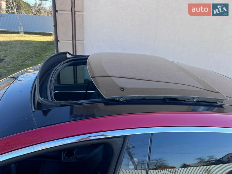 Лифтбек Tesla Model S 2016 в Львове