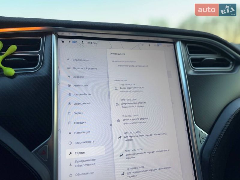 Лифтбек Tesla Model S 2017 в Коломые