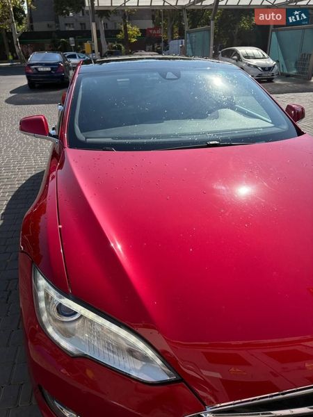 Лифтбек Tesla Model S 2015 в Одессе