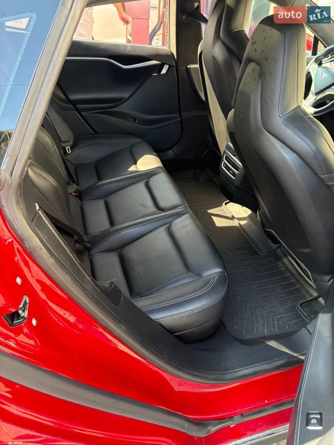 2015 Tesla Model S - мініатюра 5
