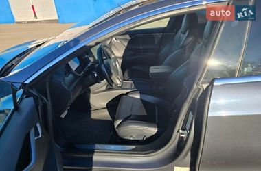 Лифтбек Tesla Model S 2018 в Кропивницком