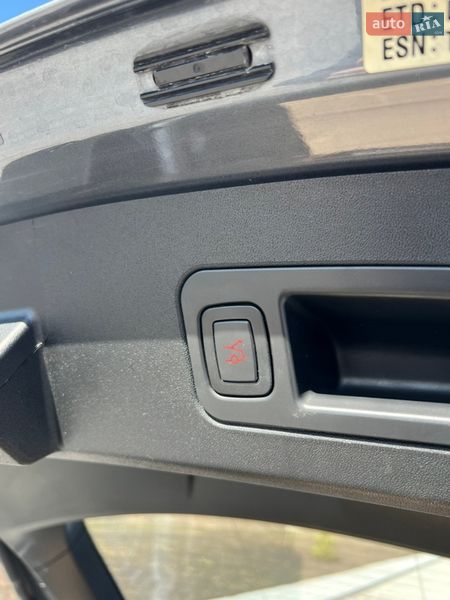 Лифтбек Tesla Model S 2013 в Ровно фото 27 Лифтбек Tesla Model S 2013 в Ровно