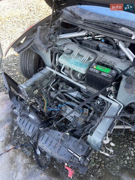 Лифтбек Tesla Model S 2015 в Черновцах