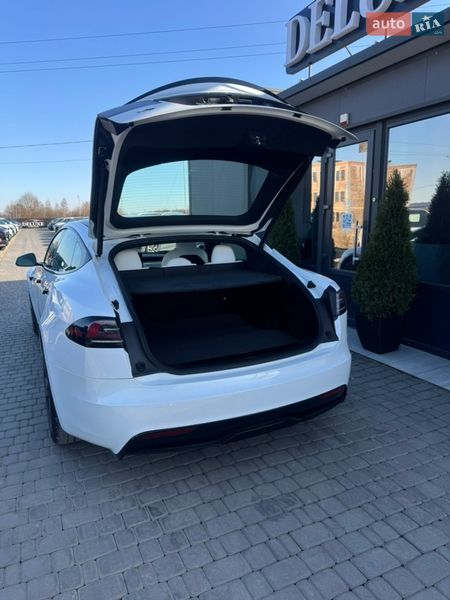 Ліфтбек Tesla Model S 2023 в Івано-Франківську