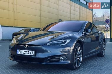 Лифтбек Tesla Model S 2020 в Одессе