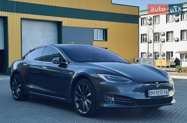 Лифтбек Tesla Model S 2020 в Одессе