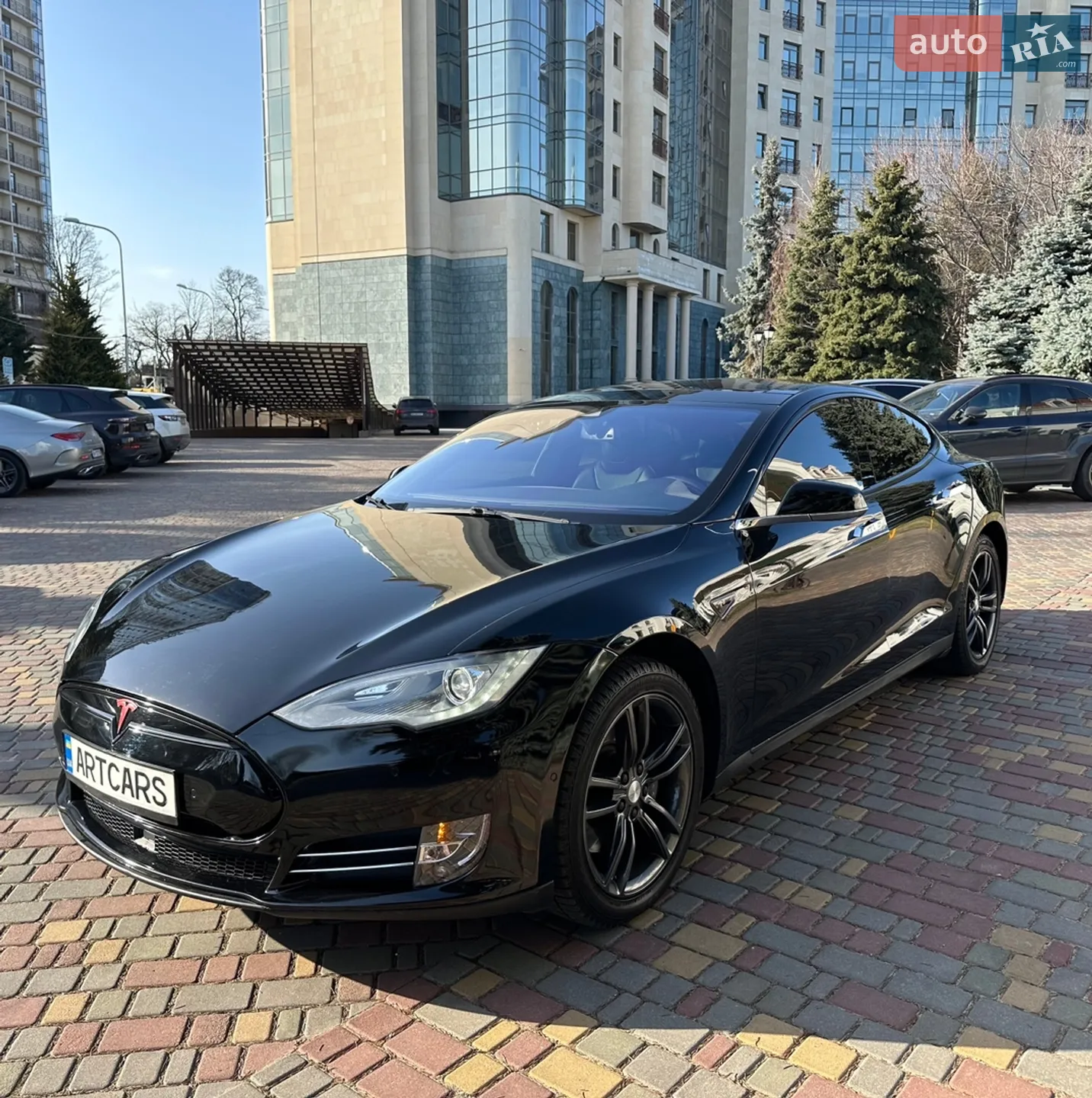 Tesla Model S 2015