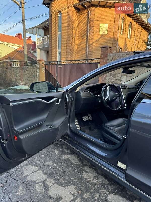 Лифтбек Tesla Model S 2014 в Софиевской Борщаговке фото 23 Лифтбек Tesla Model S 2014 в Софиевской Борщаговке