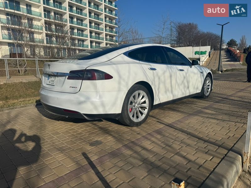 Ліфтбек Tesla Model S 2015 в Чорноморську фото 3 Ліфтбек Tesla Model S 2015 в Чорноморську
