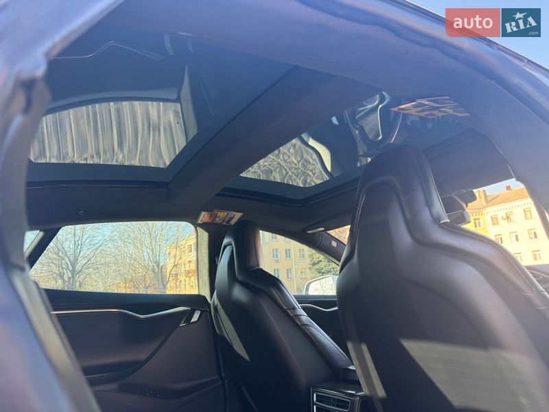 Ліфтбек Tesla Model S 2015 в Чорноморську фото 13 Ліфтбек Tesla Model S 2015 в Чорноморську