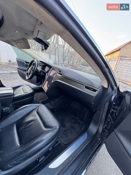 Лифтбек Tesla Model S 2014 в Софиевской Борщаговке фото 32 Лифтбек Tesla Model S 2014 в Софиевской Борщаговке