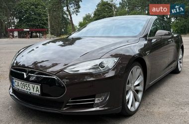 Лифтбек Tesla Model S 2012 в Черкассах