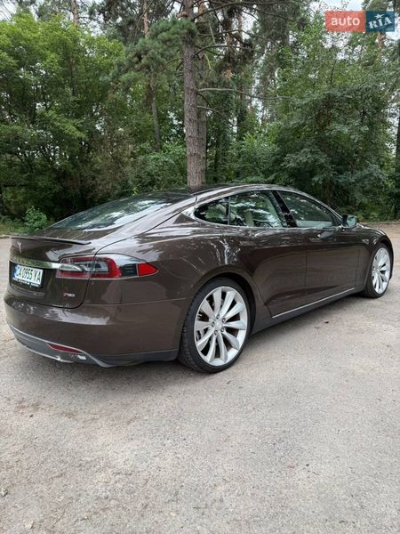 Лифтбек Tesla Model S 2012 в Черкассах
