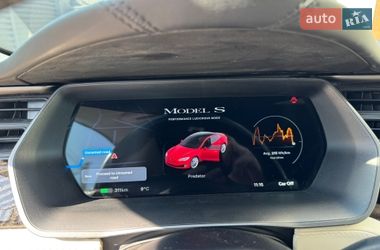 Лифтбек Tesla Model S 2019 в Львове