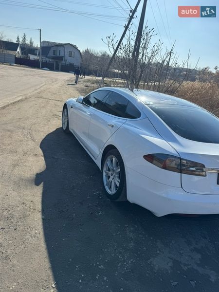 Ліфтбек Tesla Model S 2020 в Києві