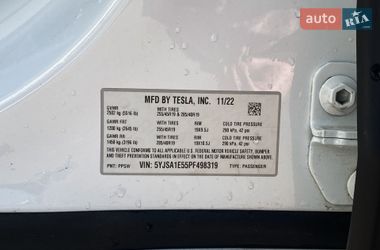 Лифтбек Tesla Model S 2022 в Киеве
