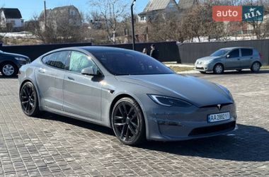 Лифтбек Tesla Model S 2021 в Фастове